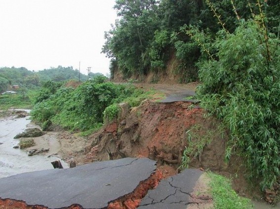 Sabroom Srinagar Road remains cut off due to Heavy Rain